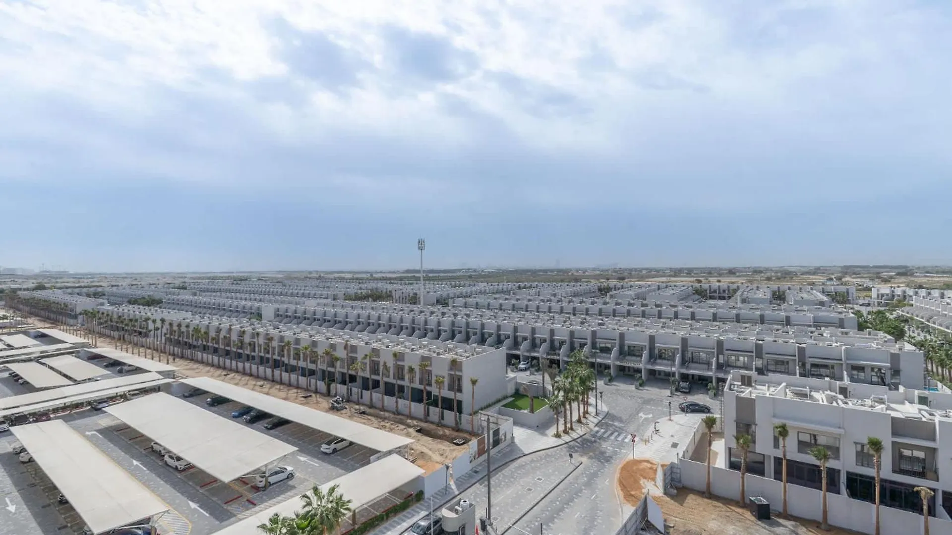 Beautiful 1 Bedroom In Mbr Perfect For 4 Dubai