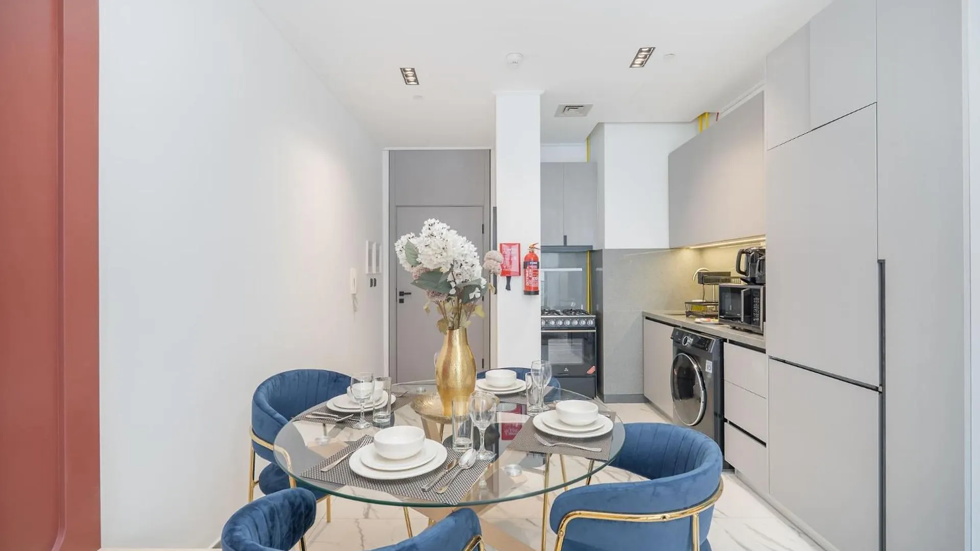 Beautiful 1 Bedroom In Mbr Perfect For 4 Dubai 0*,